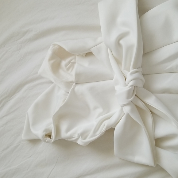 One Shoulder Satin A-line Floor Length Wedding/ Evening  Dress - Picture 6 of 10